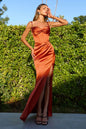 Fitted Dress With A Sweetheart Neckline And Thin Straps